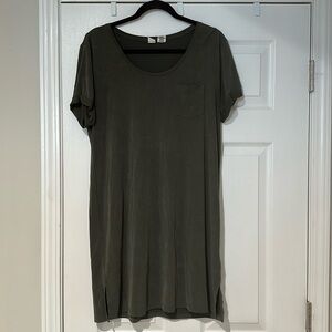 Artisan NY Tee-Shirt Dress